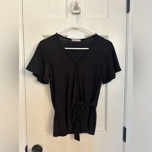 CAUTION TO THE WIND black tie, nice shirt. Size M